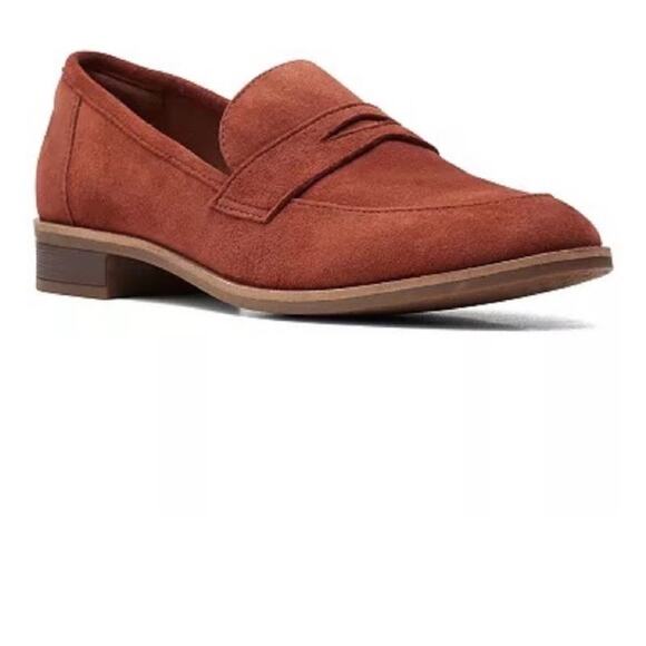 Clarks Trish Rose Women's Suede Penny Loafers WIDE - Picture 1 of 5